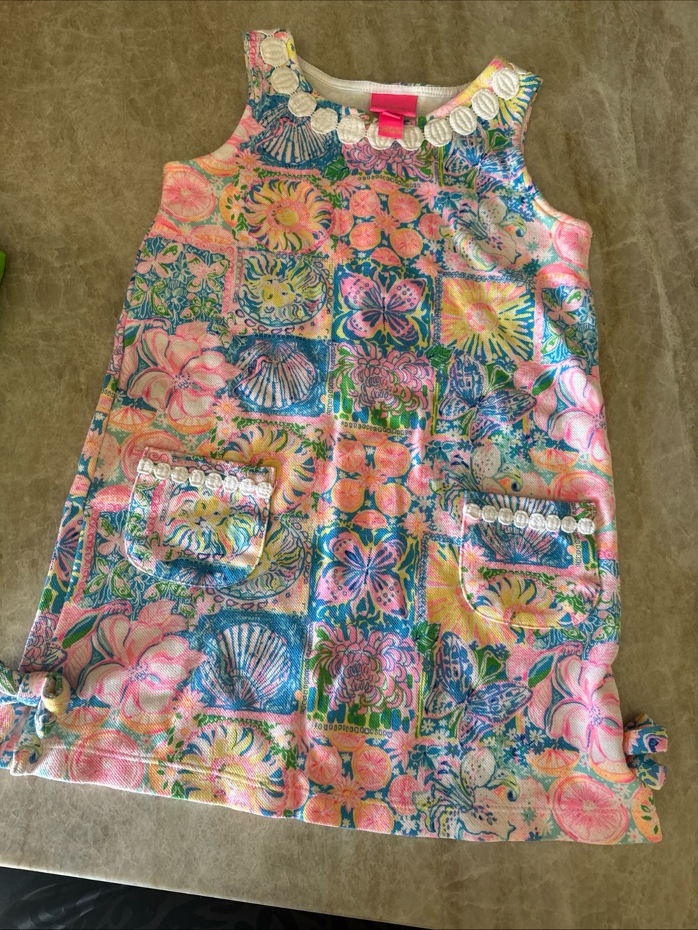 Lilly Pulitzer Dress (girls' size 6/7). EUC